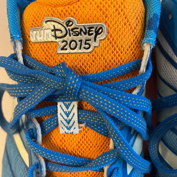 New Balance Run Disney Donald Duck Running Shoes 2015 Limited Edition - Picture 6 of 13
